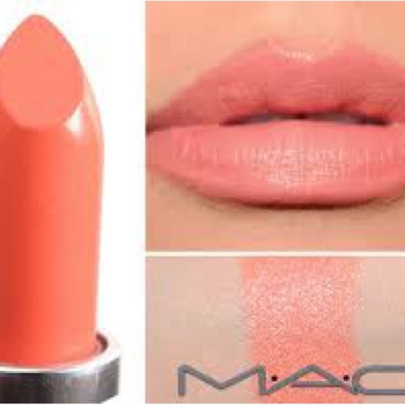 BNIB MAC Cosmetics Amplified Creme Lipstick - Reel Sexy - Limited Edition - Picture 5 of 5